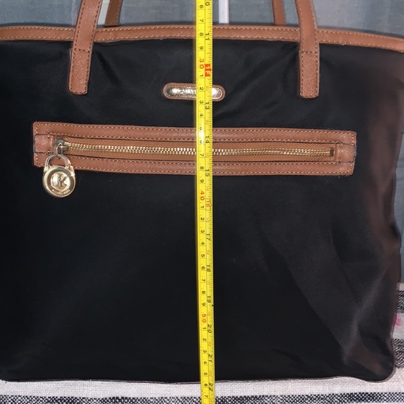 Michael Kors Kempton  Nylon tote - Picture 13 of 14